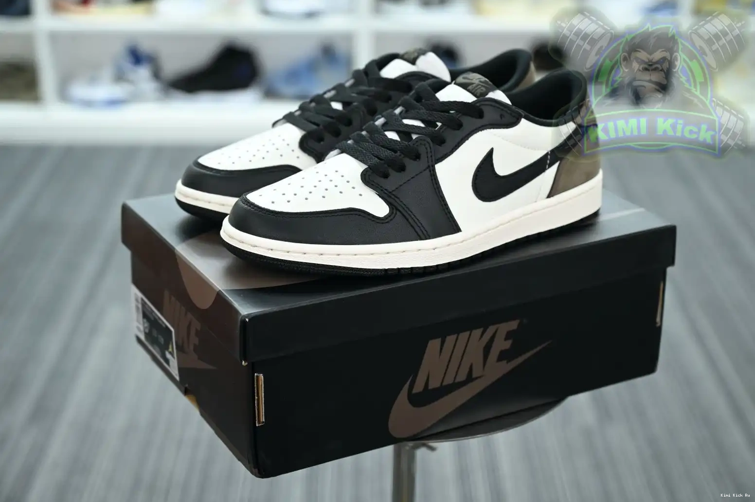 Air Jordan Low Kimikick Jordan OG  1 0809